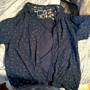Men’s floral button down w/bird print